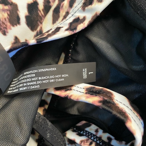 Torrid Leopard Print Halter Swim Top Size 1 (1x) - Picture 7 of 8
